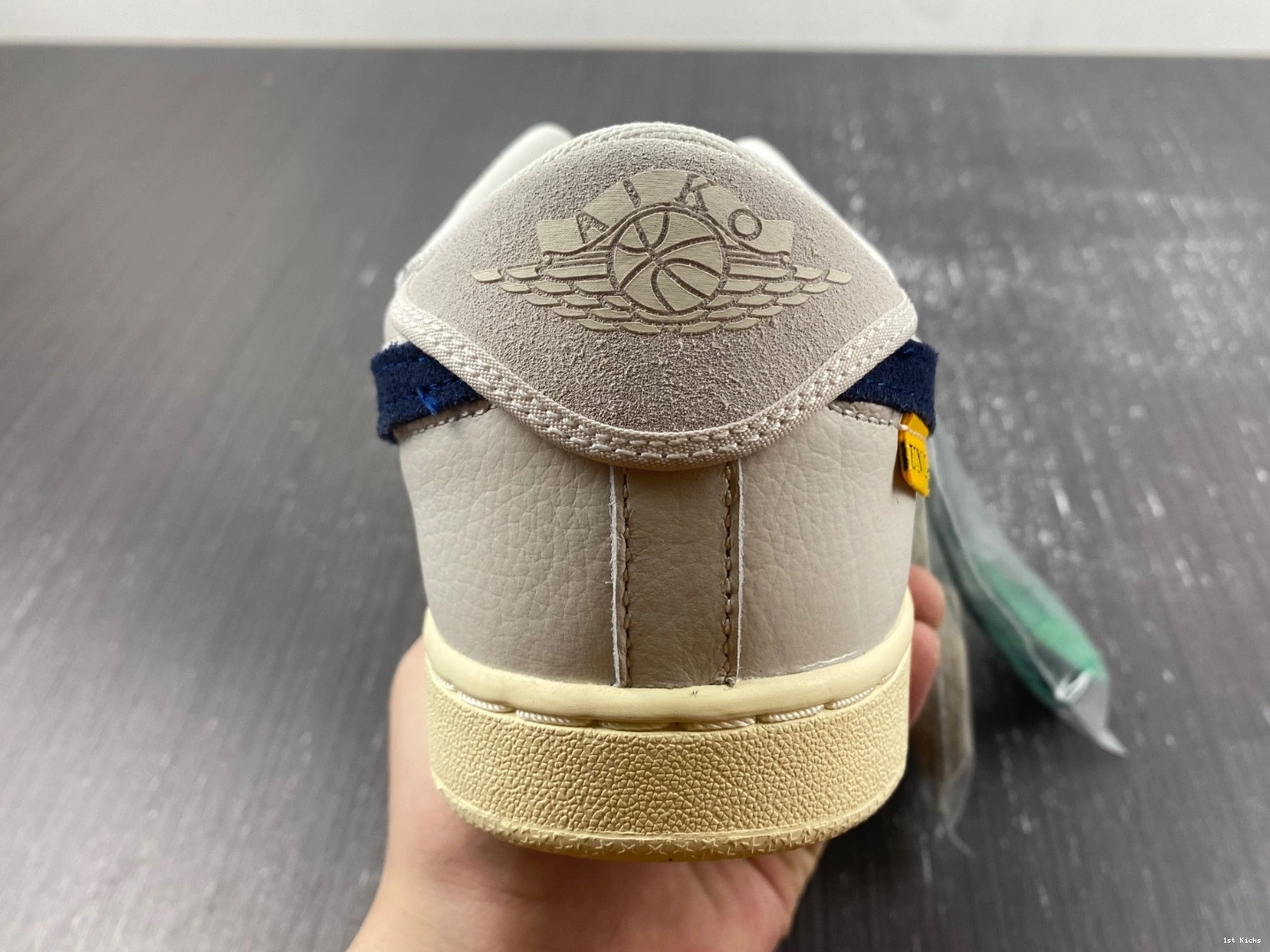 Union AJKO 1 Leather Retro Jordan Sail DZ4864-100 Low SP 0217